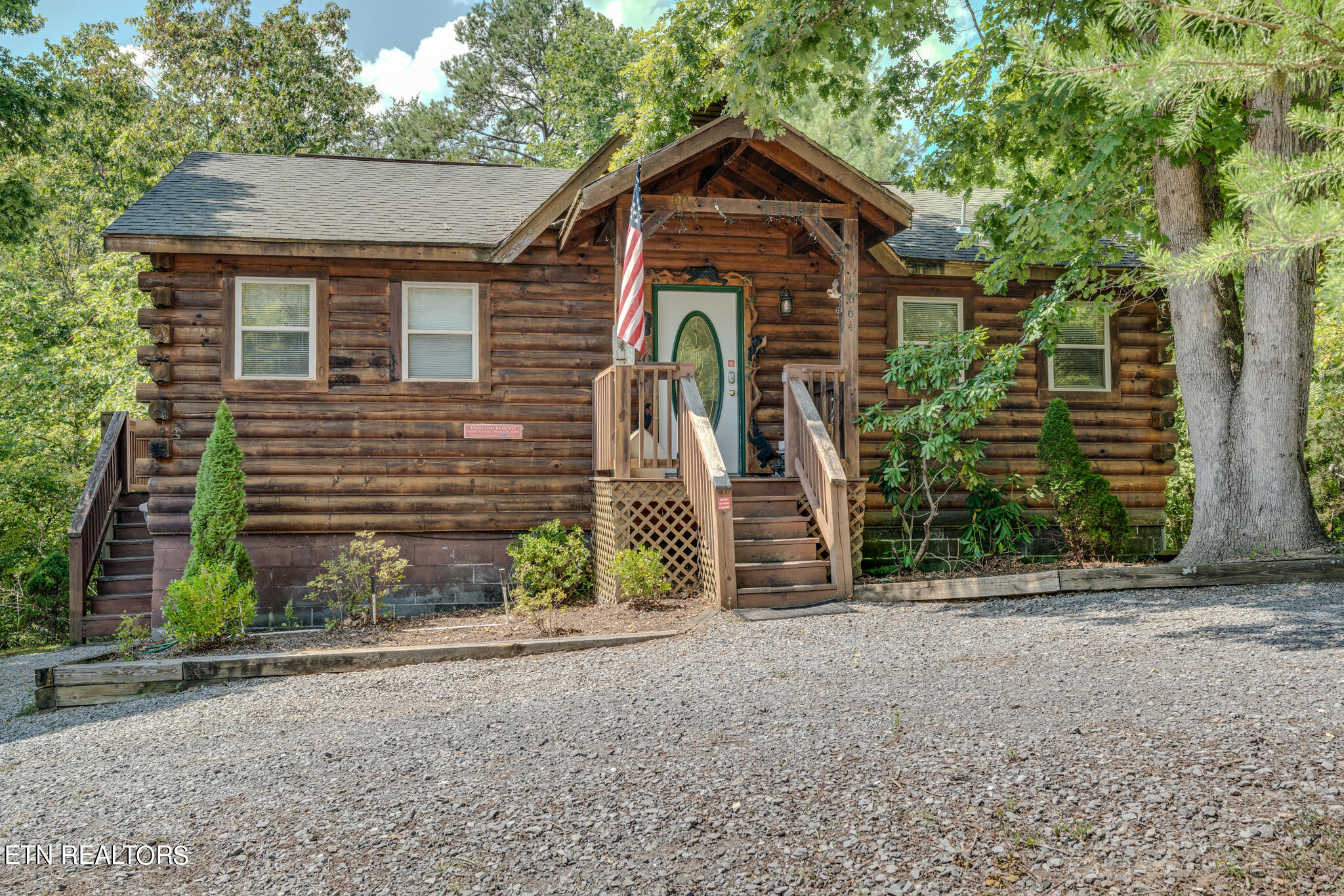 1664 Scenic Woods Way, Sevierville, TN