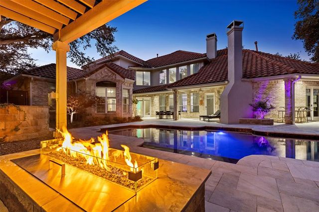 $2,349,900 | 6404 Lake Forest Drive | Plano