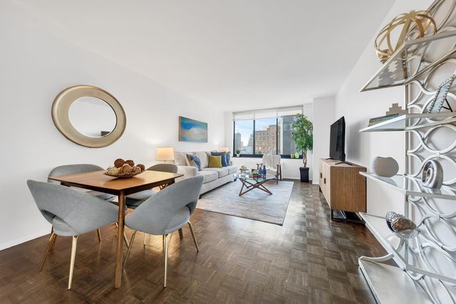 $795,000 | 215 West 95th Street, Unit 10L | Upper West Side