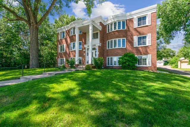 $289,900 | 4516 Highway 7, Unit 1 | Triangle