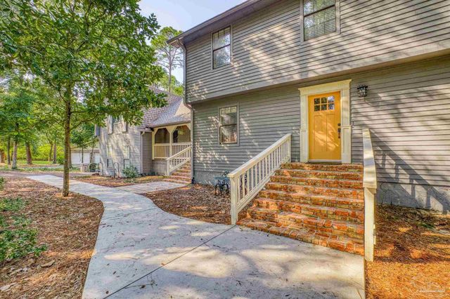 $449,900 | 706 Crooked Oak Drive | North Northwest Pensacola