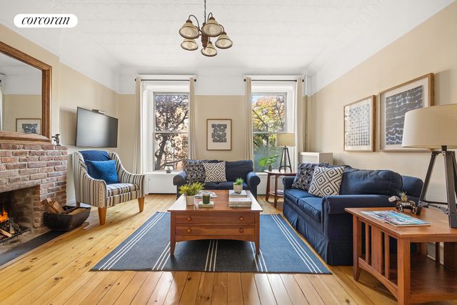 $3,995,000 | 230 Union Street | Carroll Gardens