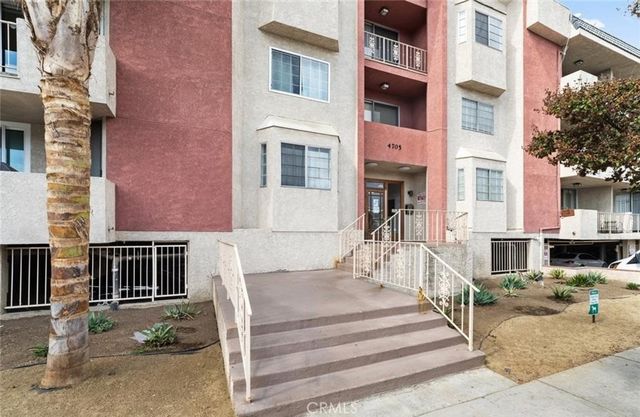 $599,000 | 4705 Kester Avenue, Unit 209 | Sherman Oaks