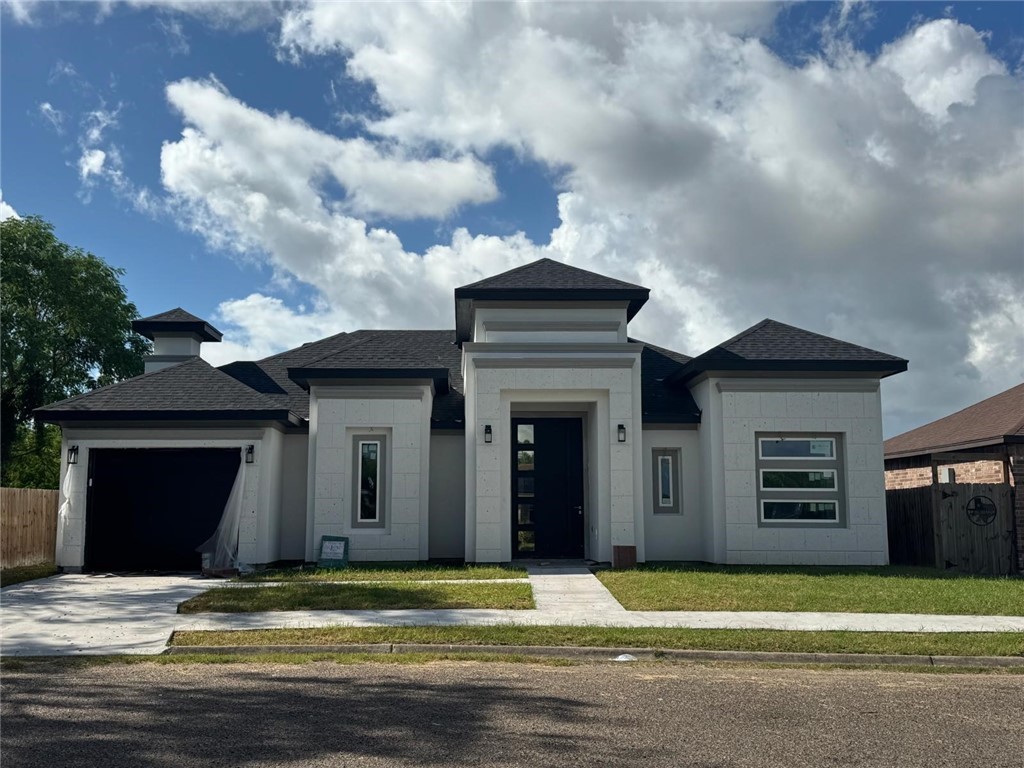 a view of a house with a entertaining space