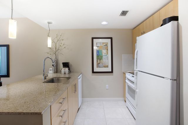 $300,000 | 9800 Grand Sandestin Boulevard, Unit 5105 | Elation