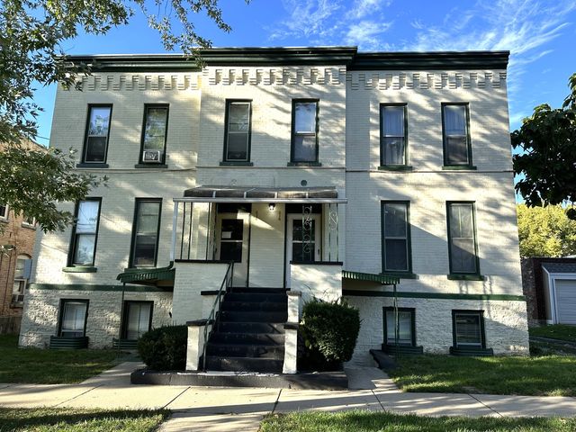 $1,000 | 312 Fulton Street | Elgin