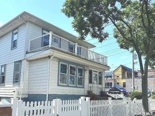 $3,650 | 361 Beach 44th Street, Unit 2ND F | Edgemere