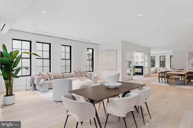 $6,900,000 | 3255 Prospect Street Northwest, Unit 3 | Georgetown