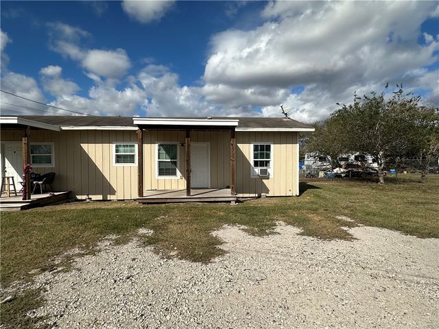 $850 | 10837 Leopard Street, Unit A | Northwest Corpus Christi