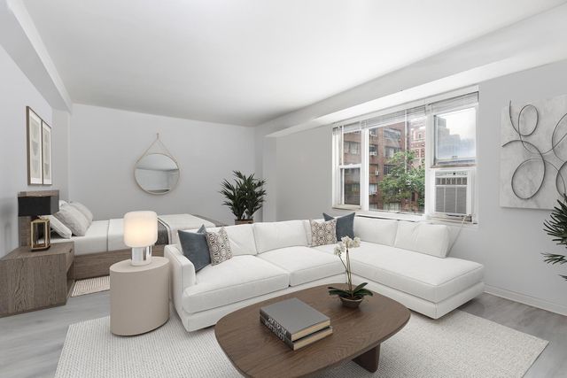 $3,300 | 310 Lexington Avenue, Unit 8C | Murray Hill