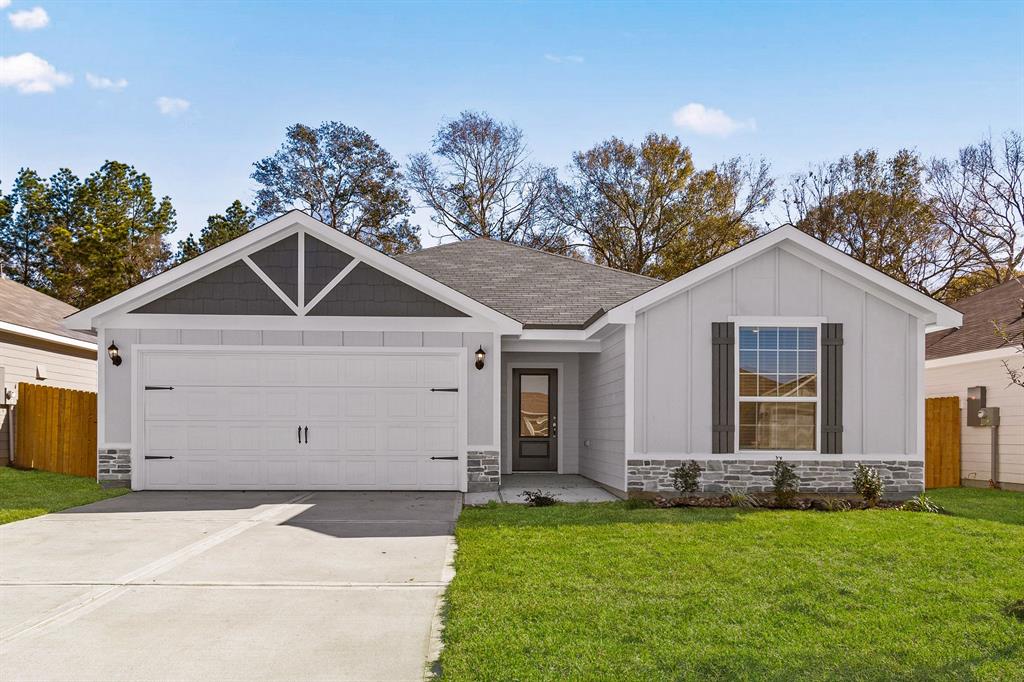 Single-Story Home with three bedrooms/ two bathrooms.