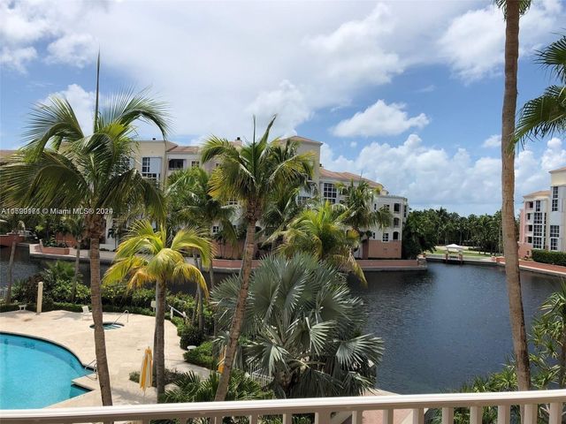 $2,075,000 | 709 Crandon Boulevard, Unit 309 | Resort Villa