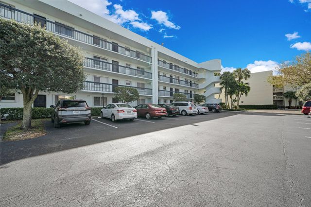 $250,000 | 6698 10th Avenue North, Unit 327 | Poinciana Place