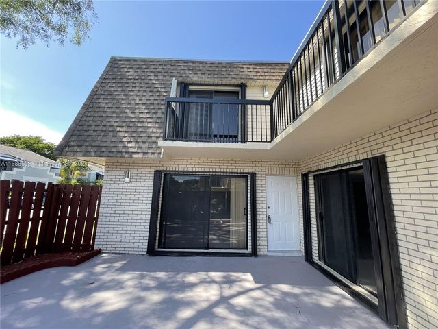 $249,900 | 8215 Southwest 23rd Court, Unit 17D | North Lauderdale