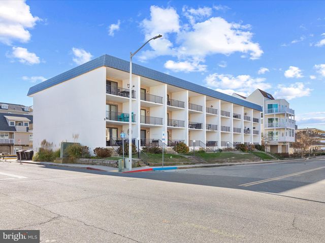 $325,000 | 5 144th Street, Unit 2D | Ocean City