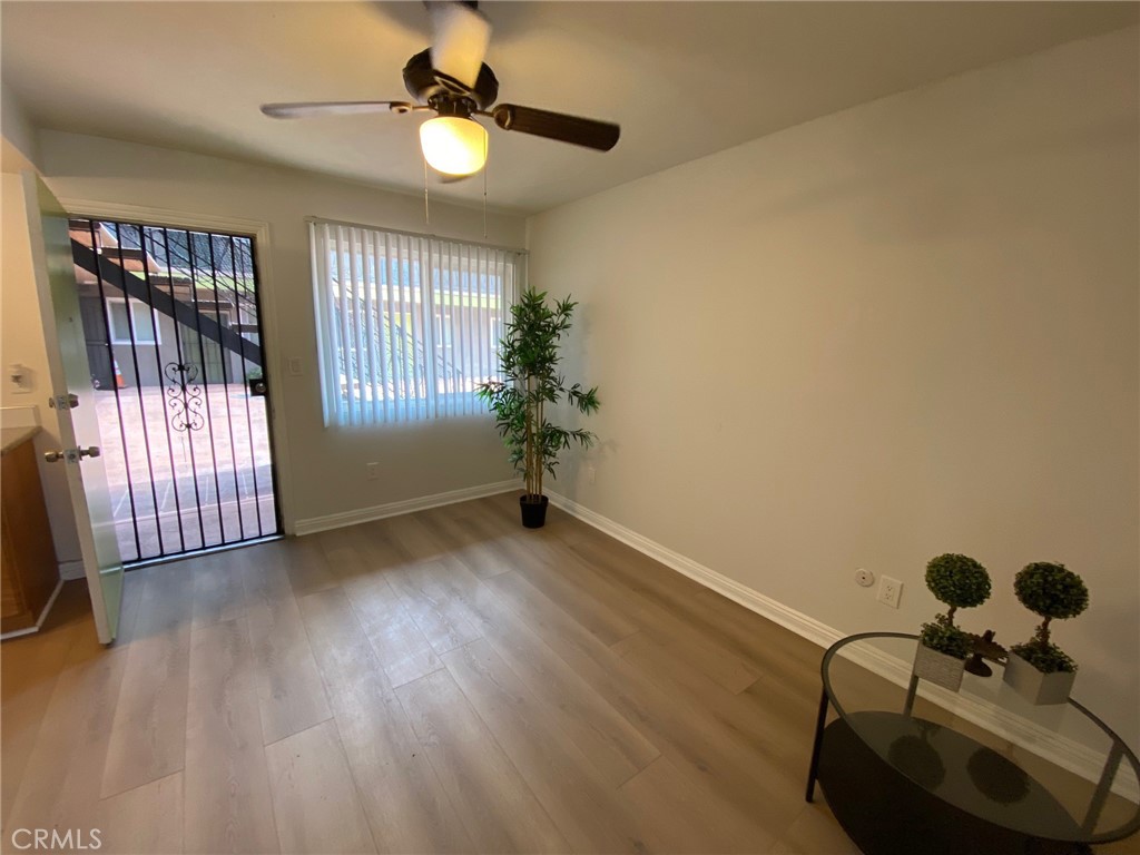 a view of livingroom with furniture and windows