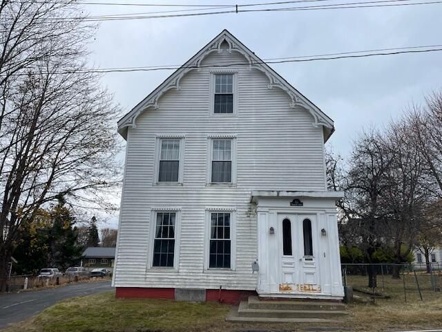 $234,900 | 52 Washington Street | Eastport