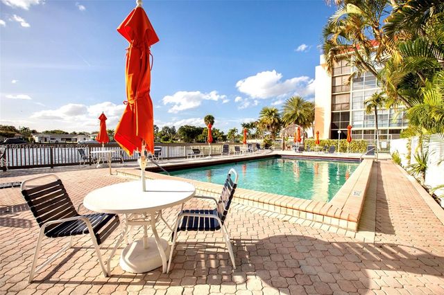 $2,450 | 2001 Atlantic Shores Boulevard, Unit 409 | Three Islands