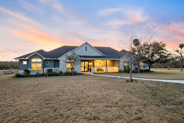 $1,199,000 | 101 Falling Crk Cove | Marble Falls