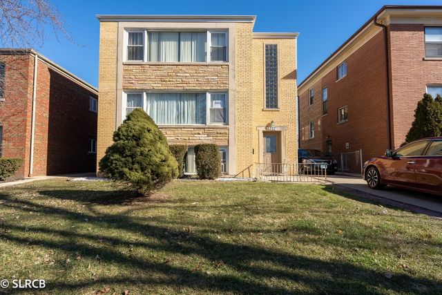 $2,595 | 1327 North Harlem Avenue, Unit 2 | Oak Park