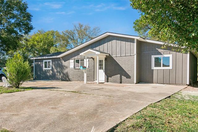 $244,999 | 2626 Staton Lane | Port Neches