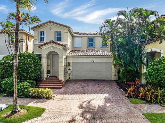 $1,575,000 | 3232 Northeast 212th Terrace | Aventura