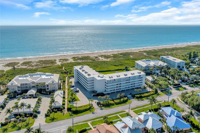 $799,000 | 1480 Ocean Drive, Unit 4C | Oceanside