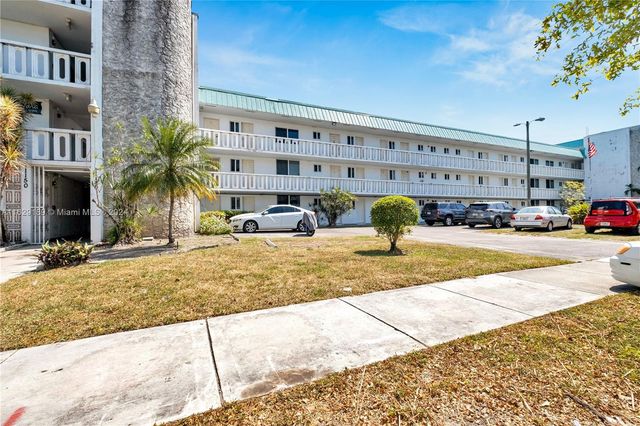 $210,000 | 1140 Northeast 191st Street, Unit D24 | Ojus