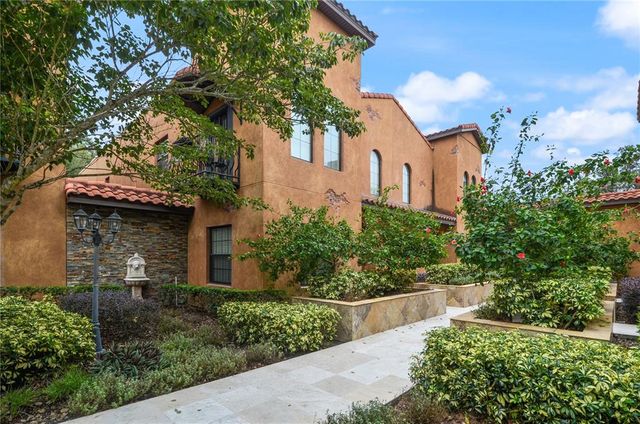 $599,000 | 550 Palermo Vista Court | Longwood