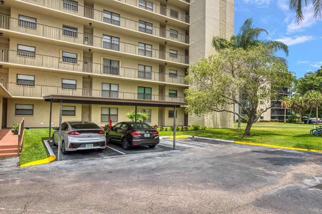 $289,500 | 900 Cove Cay Drive, Unit 1H | Cove Cay