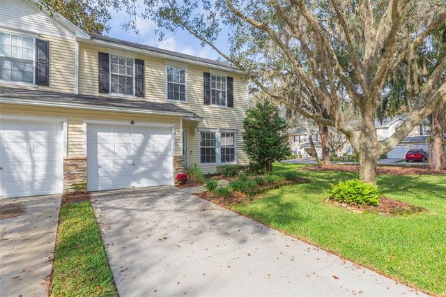 $1,995 | 134 Woodknoll Place | Valrico