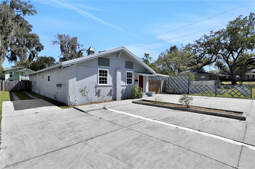 a view of a house with a outdoor space