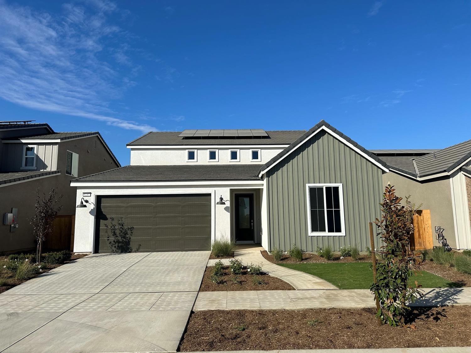 a front view of house with yard