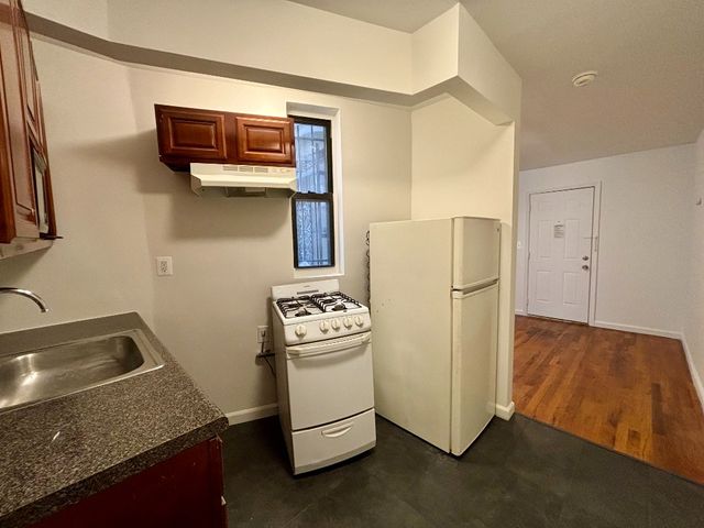 $2,700 | 628 West 138th Street, Unit 1R | Hamilton Heights