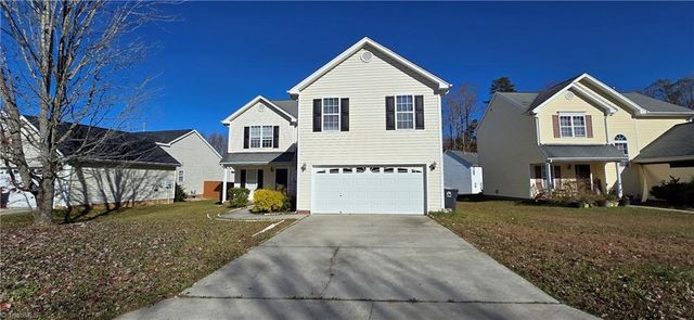 $1,975 | 842 Blazingwood Drive | Greensboro