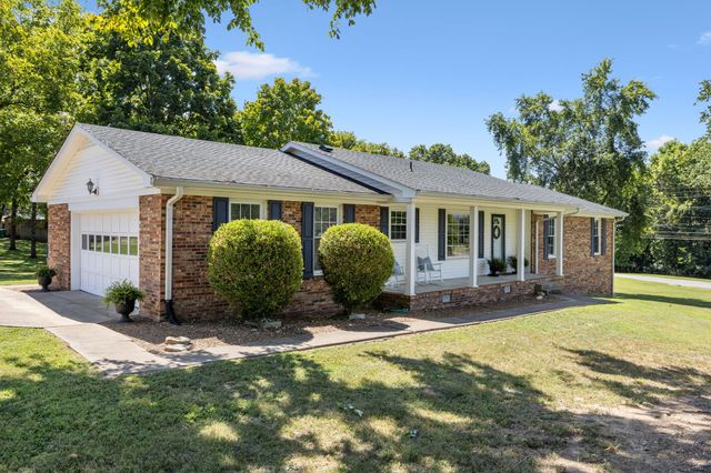 $359,900 | 1205 Green Valley Drive | Lewisburg