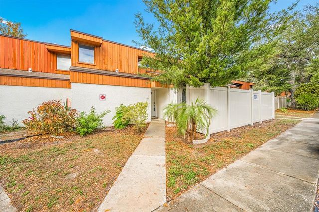 $260,000 | 2062 Sunset Point Road, Unit 65 | Clearwater