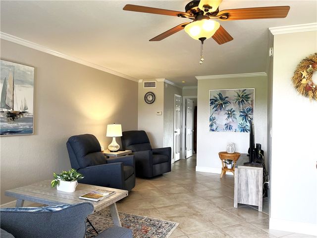 $119,900 | 34 Pine Arbor Lane, Unit 205 | Florida Ridge