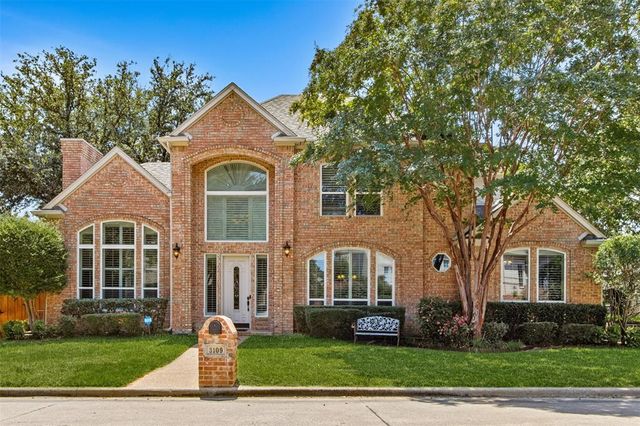 $799,900 | 3109 Woodland Heights Circle | Southeast Colleyville