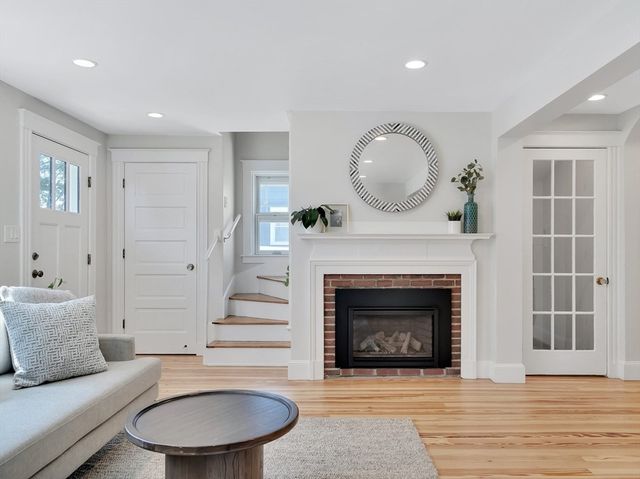 $1,950,000 | 362 Clyde Street | Brookline