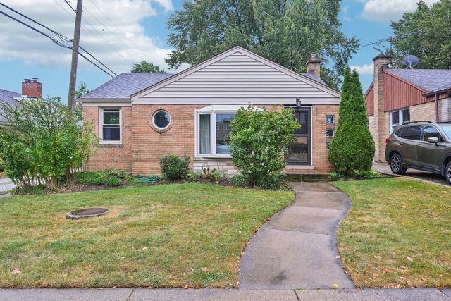 $459,000 | 5145 Mulford Street | Skokie