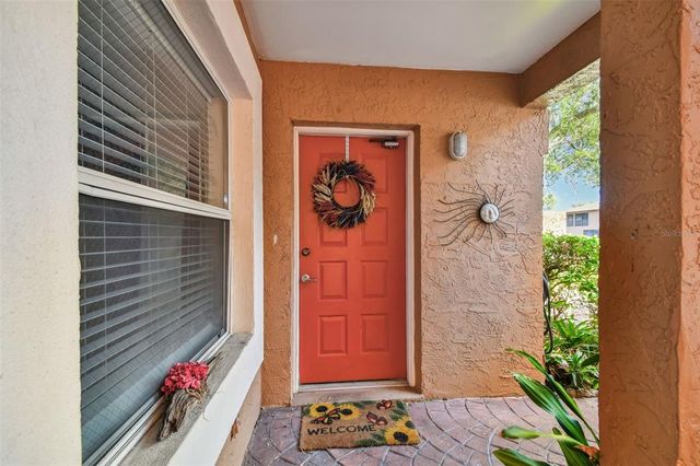 $285,000 | 14816 Par Club Circle, Unit 14816 | Carrollwood Village