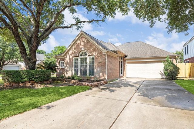 $2,295 | 2803 Twisted Willow Court