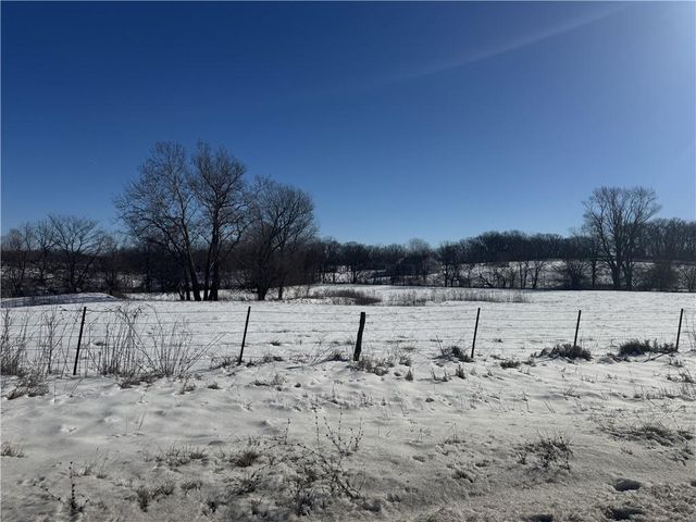 $124,500 | Lot 1 Northeast Brown Road | Lathrop Township - Clinton County