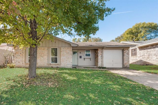 $230,000 | 6516 Baraboo Drive | Highland Hills