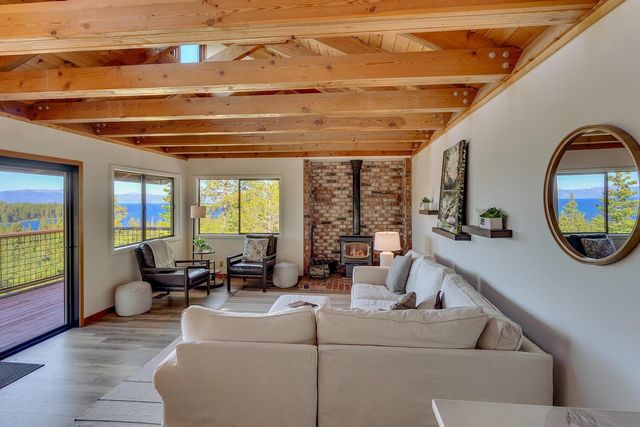 $1,325,000 | 474 Bay View Court | Tahoe Hills