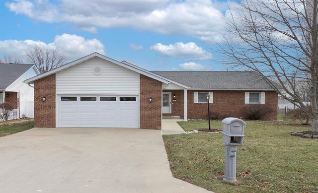 $289,900 | 2913 Periwinkle Court | Highland