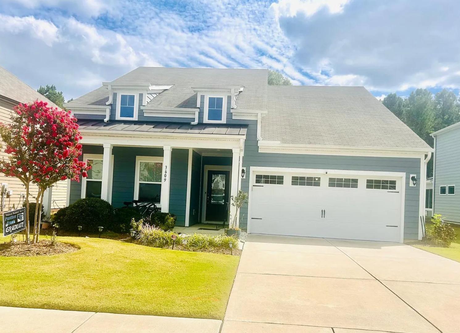 a view of house with outdoor space