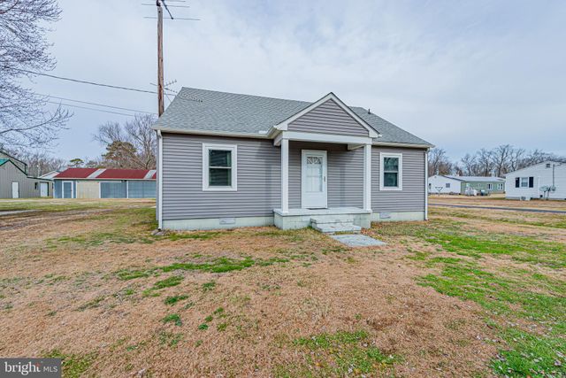 $299,900 | 11622 Church Street