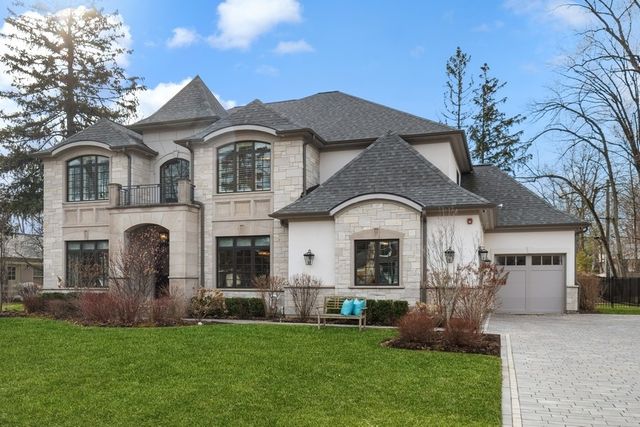 $2,199,000 | 1233 Ridgewood Drive | Northbrook